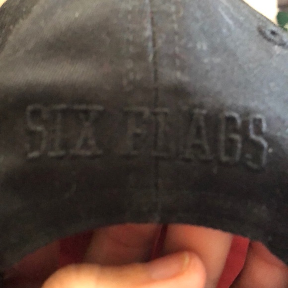 Six Flags Superman Hat ππ» - Picture 4 of 4